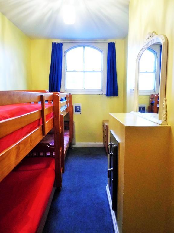 The Queens Hostel Бристол Екстериор снимка